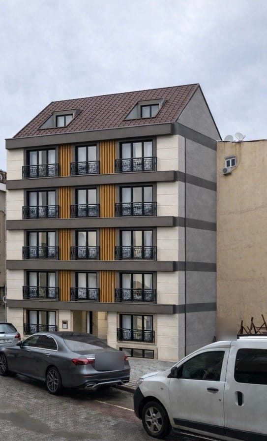 Şerbetçioğlu Apartmanı’nın sokaktan cephe görünümü